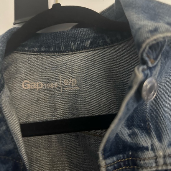 Gap Jean jacket - Picture 3 of 3